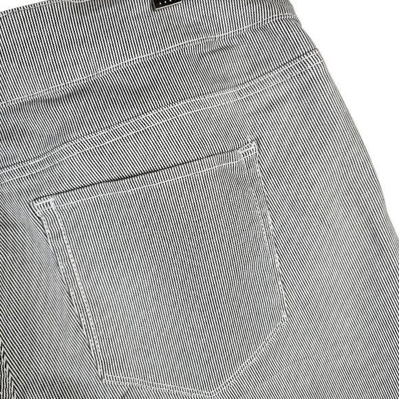 Westbound Gray Striped Shorts Size 16 - Picture 4 of 5